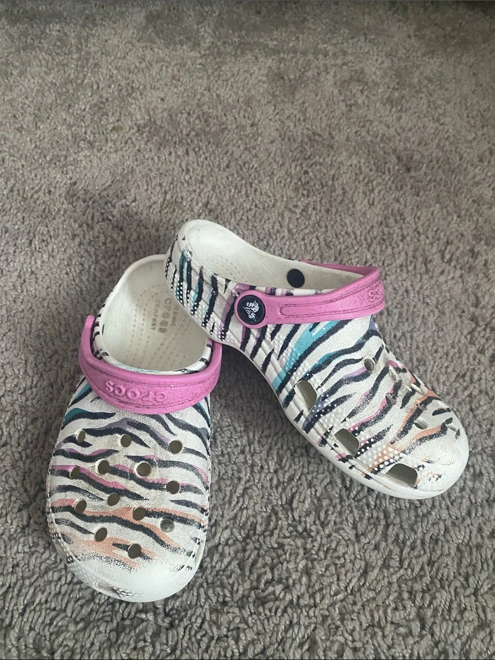 Classic CROCS Kids White Clog with Pink Strap and Multicolor Zebra Stripes
